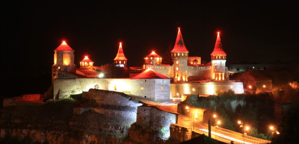 Кам'янець-Подільська фортеця: віртуальна подорож 5 Практична інформація для туристів
