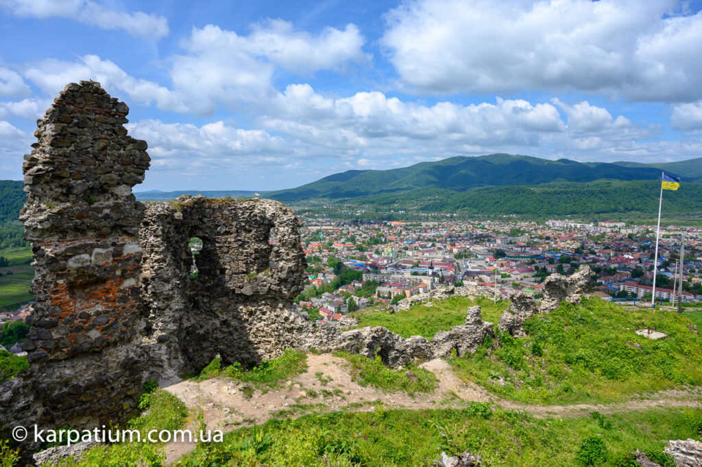 Що можна побачити в замку
