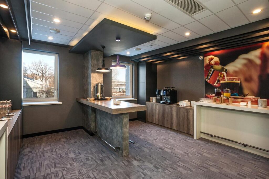 Готель “Ібіс” в Києві: огляд, ціни, відгуки та фото 3 Готель “Ібіс” в Києві: огляд, ціни, відгуки та фото