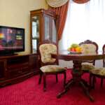 Готель “Україна” в Києві: огляд, ціни, відгуки та фото