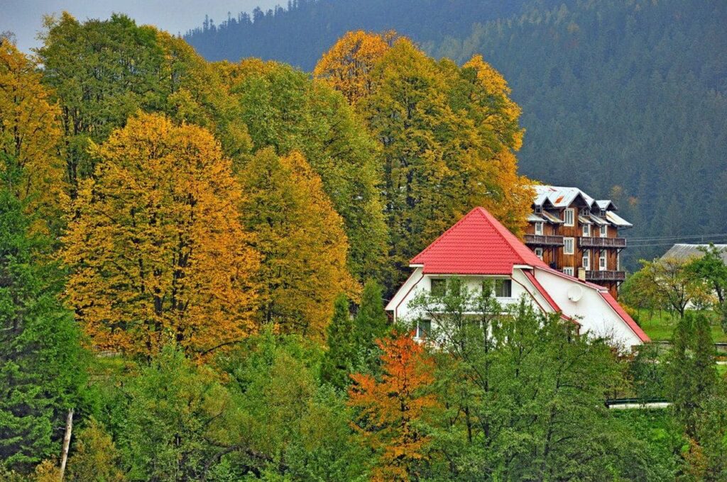 Що подивитись в селі Татарів 6 Біла гора