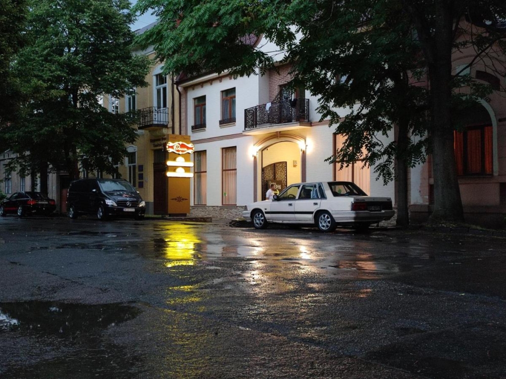 Готель-ресторан "Олеся" в Берегове 3 Сервіс у готель-ресторані "Олеся"